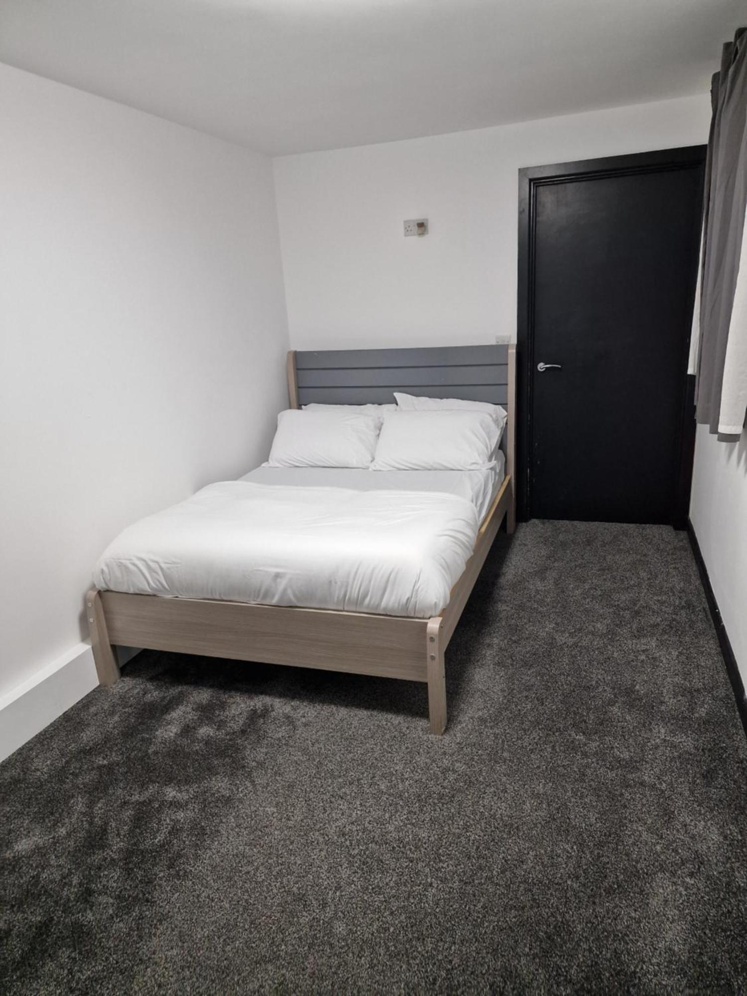 Ckb Flat- Comfort, Cosy, And Secure! Codsall Exterior foto