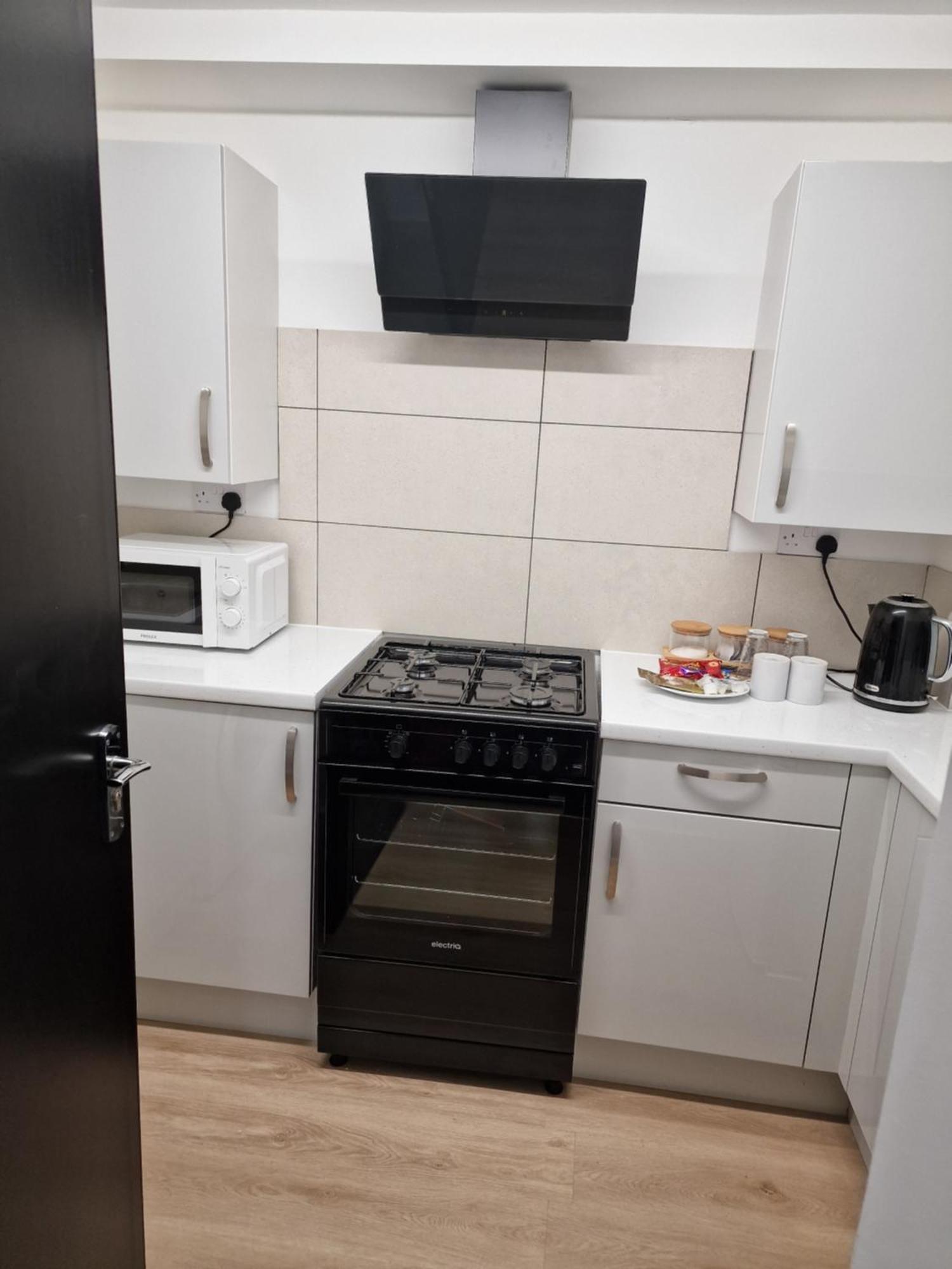 Ckb Flat- Comfort, Cosy, And Secure! Codsall Exterior foto